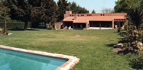 Casa en el Barrio Parque Altavista, Escobar, Provincia de Buenos Aires, diseño, proyecto y construcción