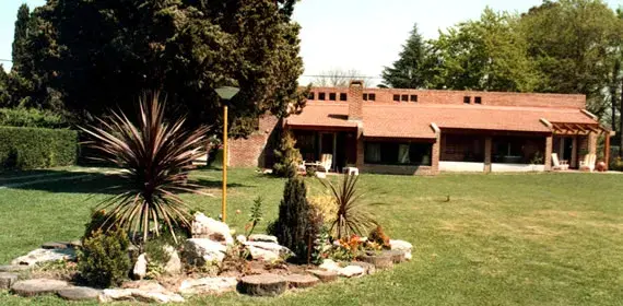 Casa en el Barrio Parque Altavista, Escobar, Provincia de Buenos Aires, diseño, proyecto y construcción